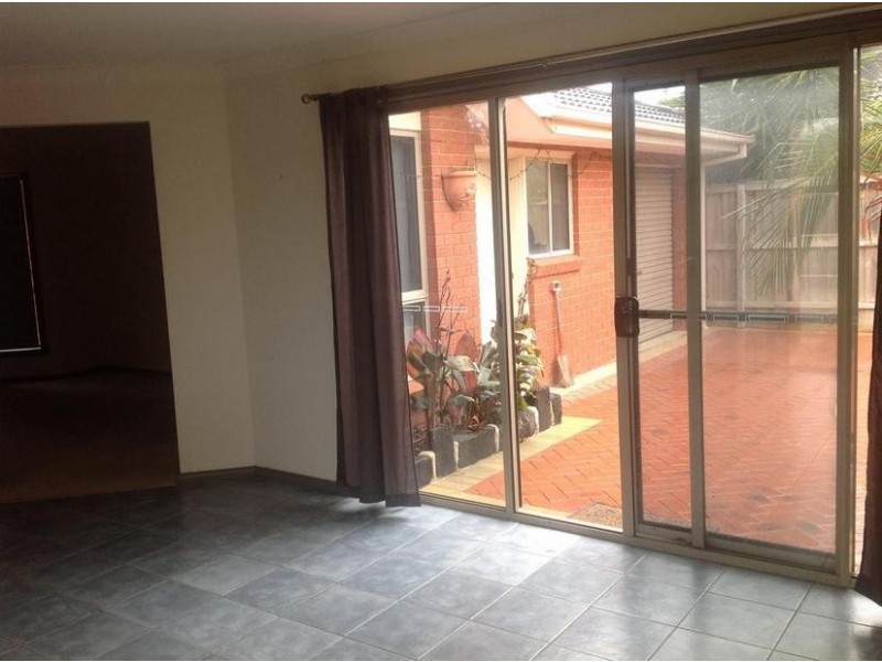 22 Cootamundra Court, Werribee VIC 3030