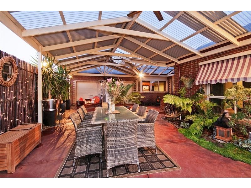 18 Dequin Court, Werribee VIC 3030