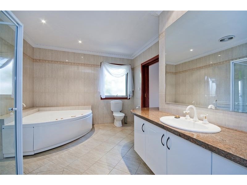 129 Greaves Street North, Werribee VIC 3030