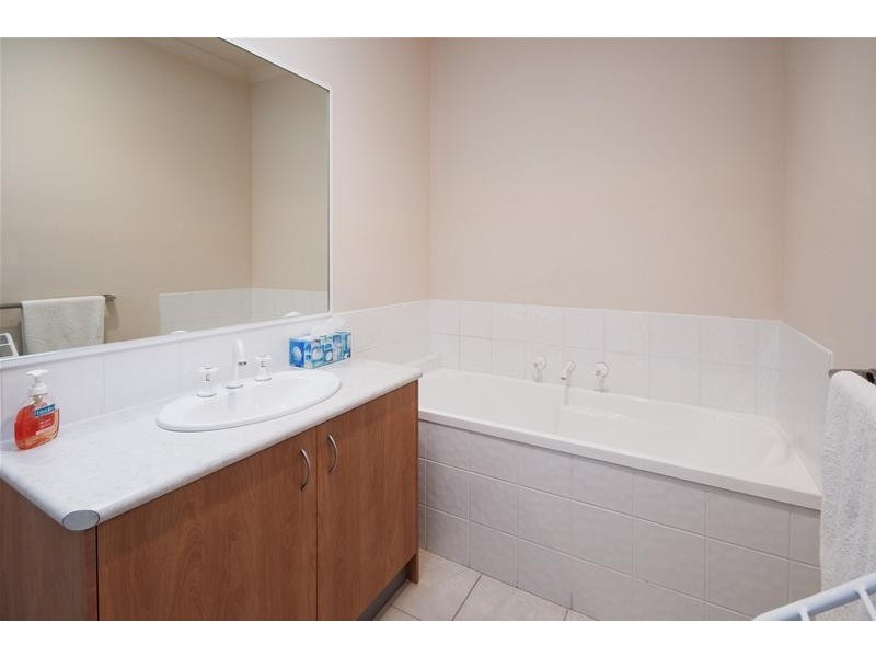 21/214 Shaws Road, Werribee VIC 3030