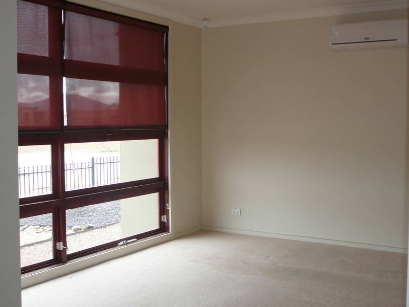 10 Emma Drive, Tarneit VIC 3029