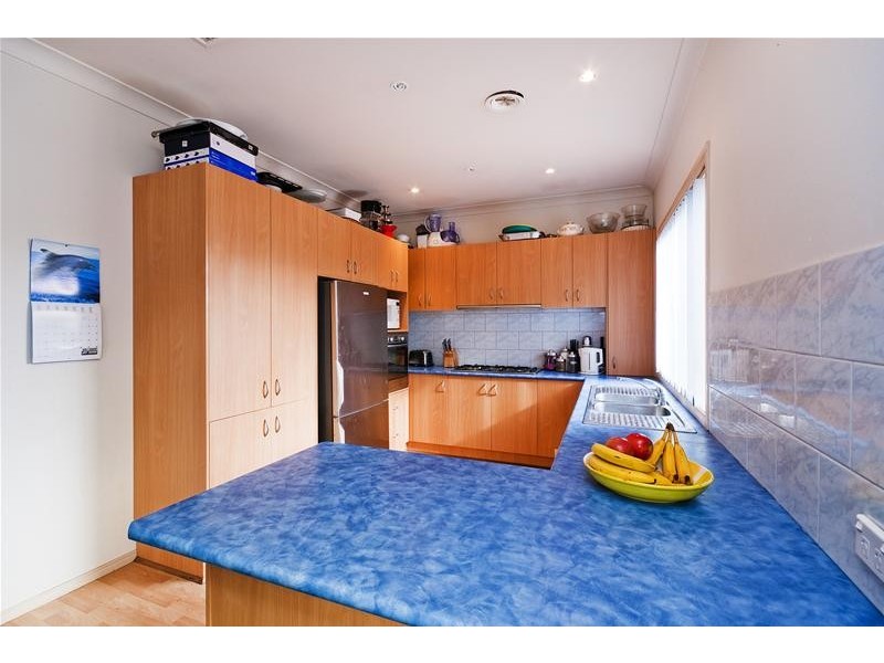 2 Amber Place, Wyndham Vale VIC 3024