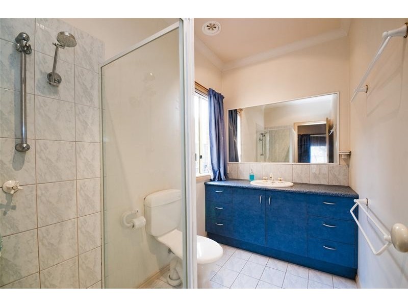 2 Amber Place, Wyndham Vale VIC 3024