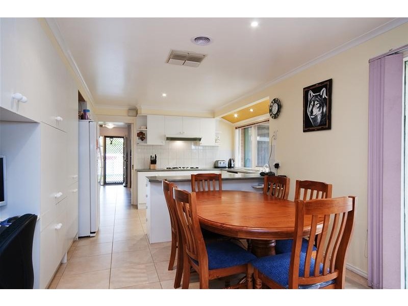 1 Buckingham Drive, Werribee VIC 3030