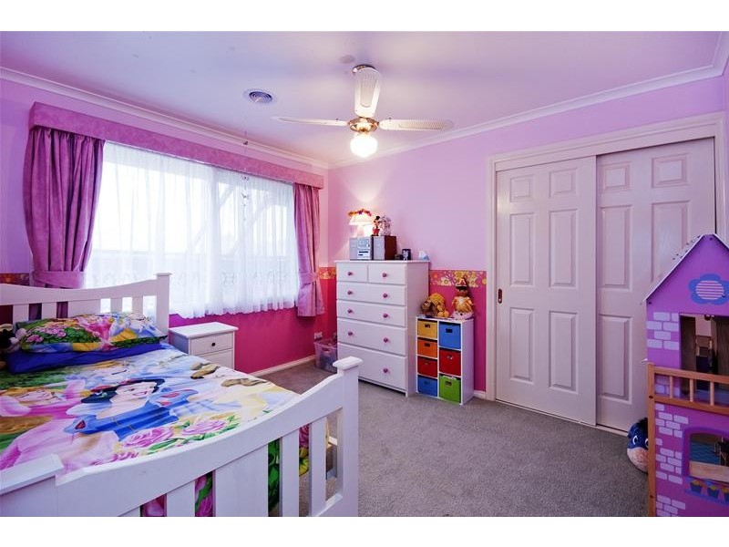 1 Buckingham Drive, Werribee VIC 3030