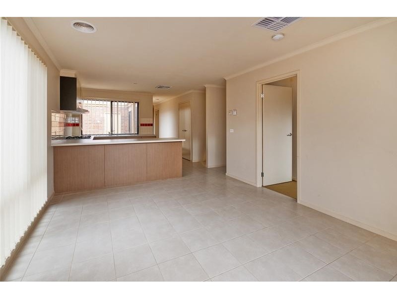 86 Edgevale Way, Tarneit VIC 3029