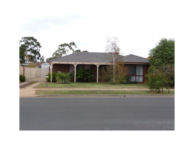 45 Nangiloc Crescent, Werribee VIC 3030