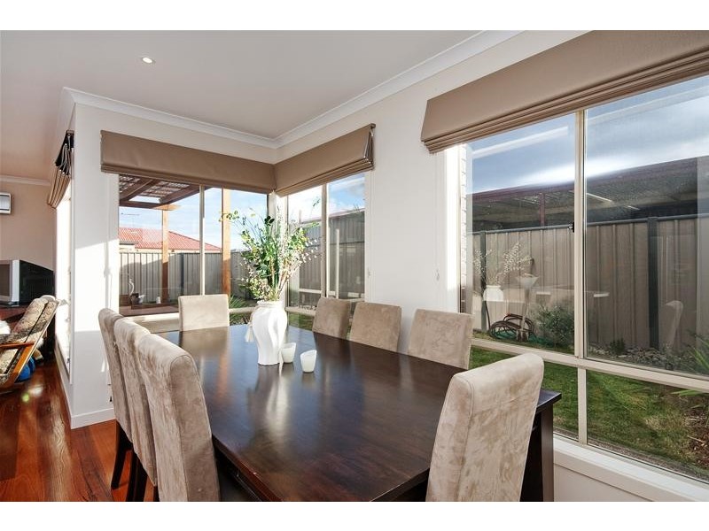 2 Esquire Place, Tarneit VIC 3029