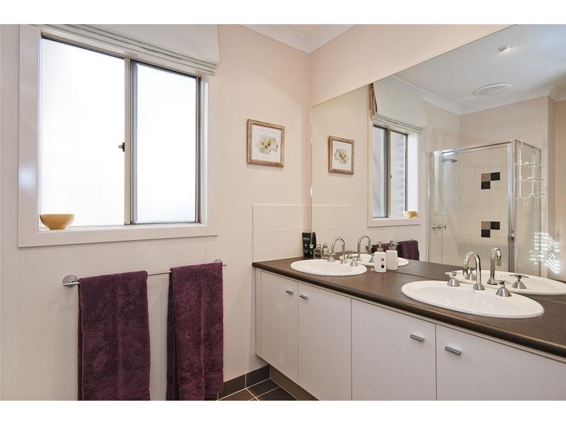 2 Esquire Place, Tarneit VIC 3029