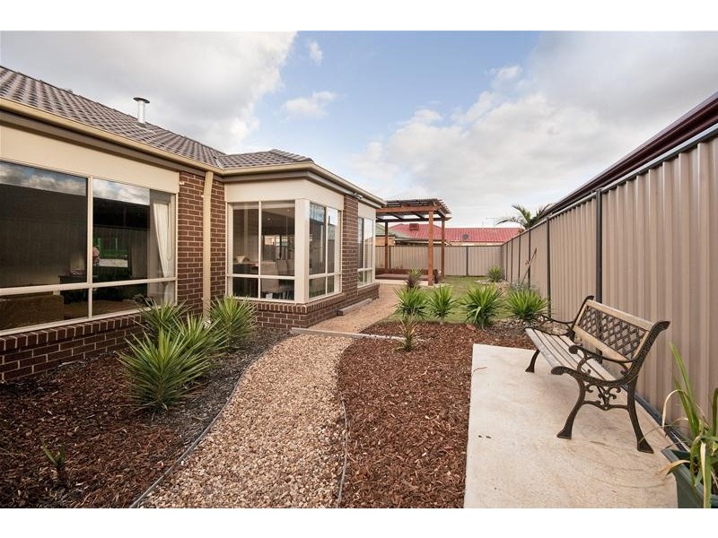 2 Esquire Place, Tarneit VIC 3029