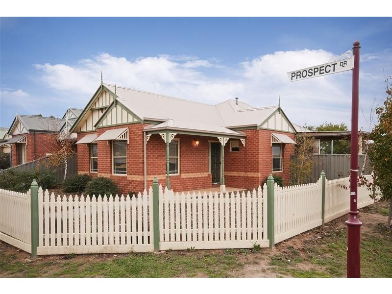 2 Prospect Drive, Tarneit VIC 3029