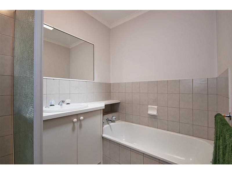 2/72 Pannam Drive, Hoppers Crossing VIC 3029