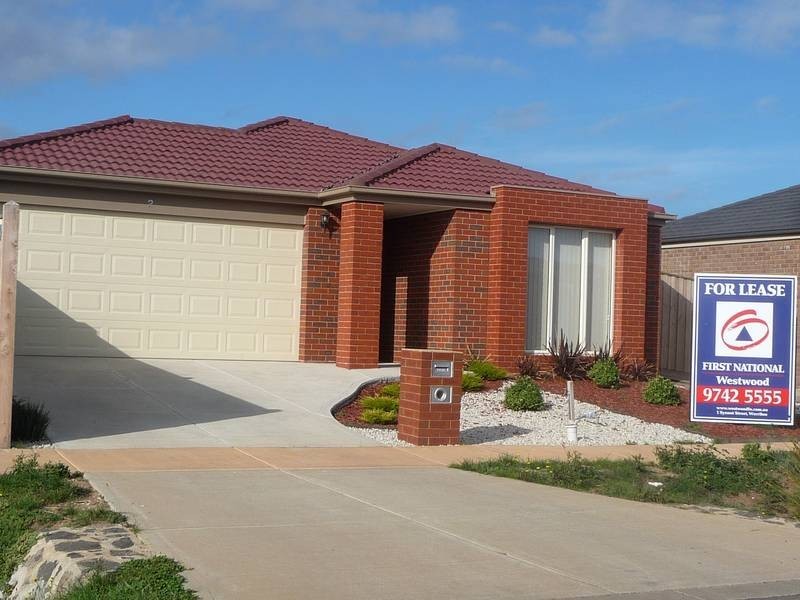 2 Wagtail Ct, Williams Landing VIC 3027