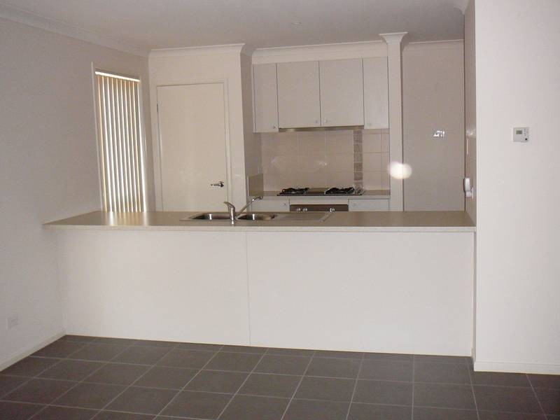 2 Wagtail Ct, Williams Landing VIC 3027