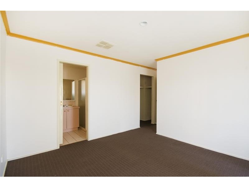 24 Manatee Close, Hoppers Crossing VIC 3029