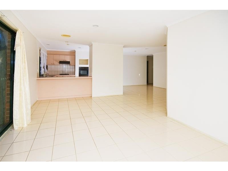 24 Manatee Close, Hoppers Crossing VIC 3029