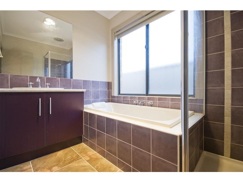 52 Bradman Drive, Tarneit VIC 3029