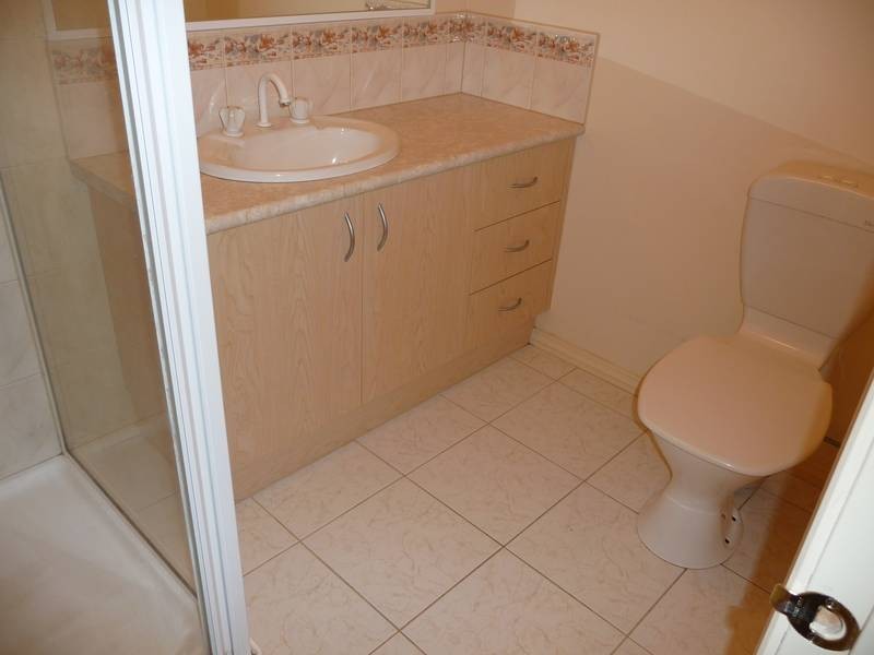 3/9 River Coast Road, Werribee South VIC 3030