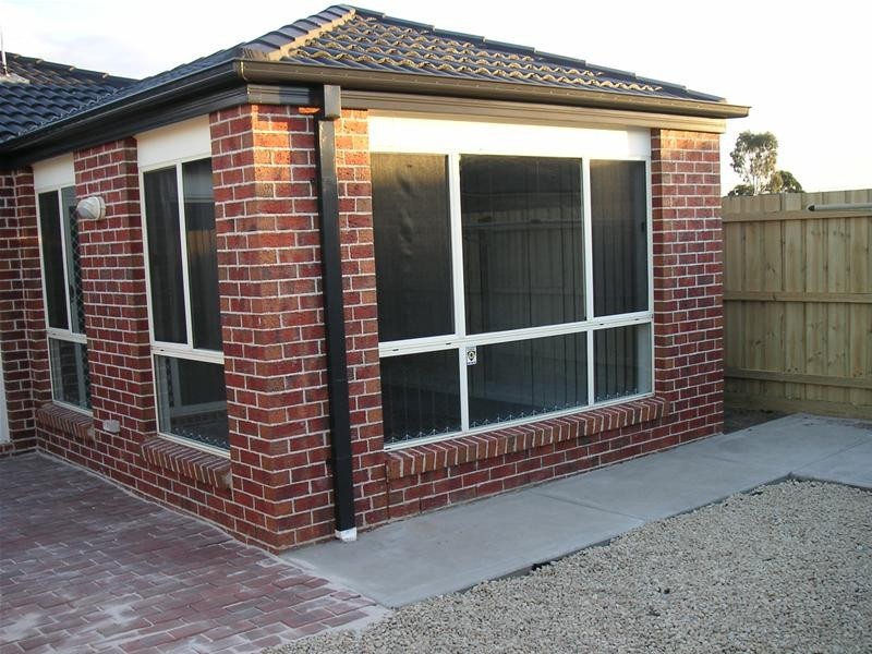1/11 Montana Drive, Werribee VIC 3030