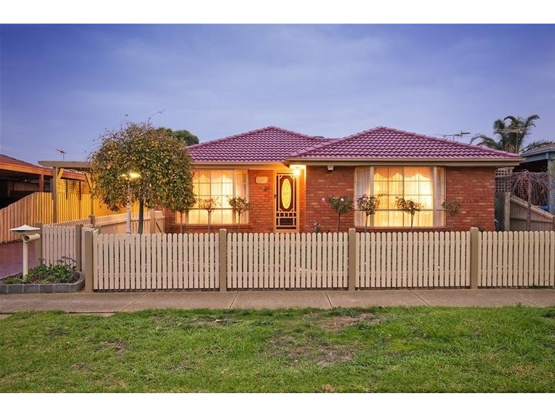 23 Thoroughbred Avenue, Werribee VIC 3030