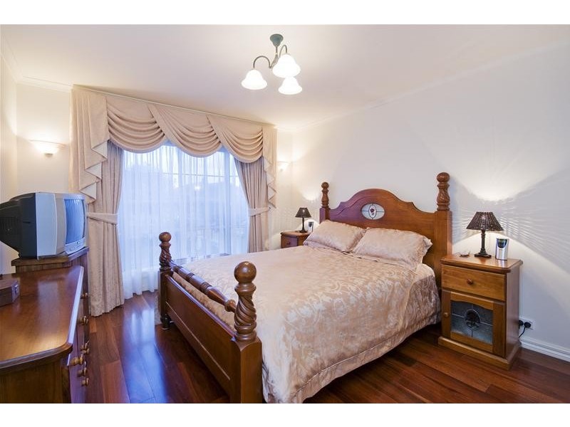 23 Thoroughbred Avenue, Werribee VIC 3030