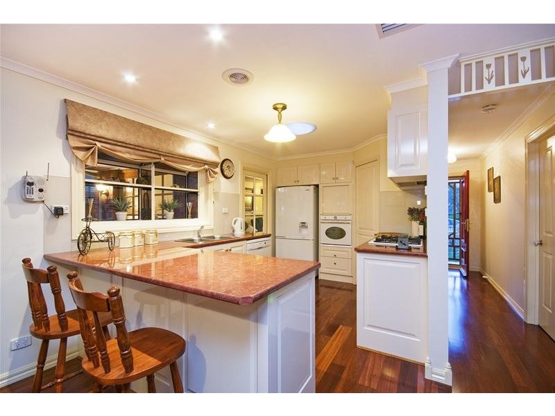 23 Thoroughbred Avenue, Werribee VIC 3030