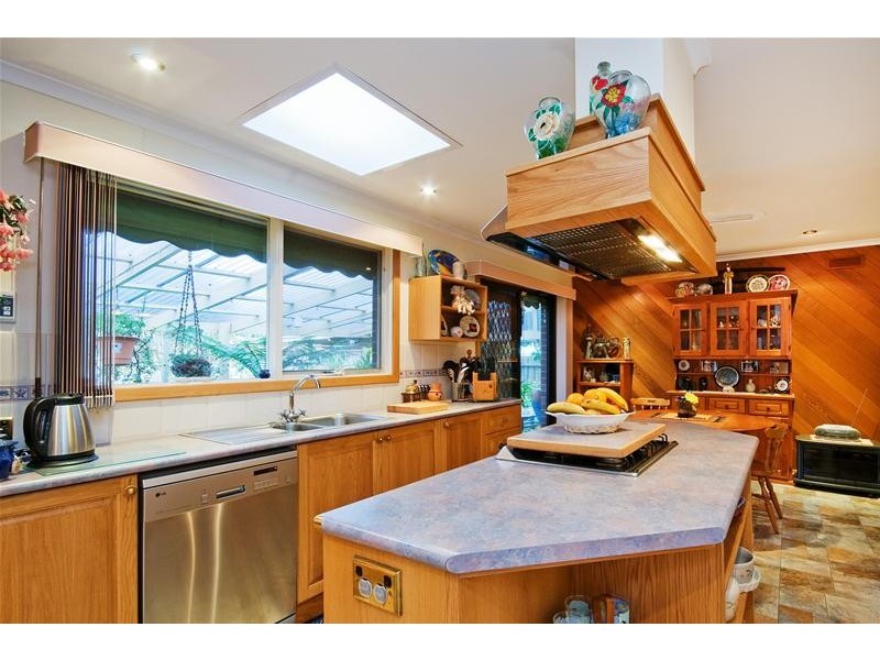 27 Wilkinson Street, Hoppers Crossing VIC 3029