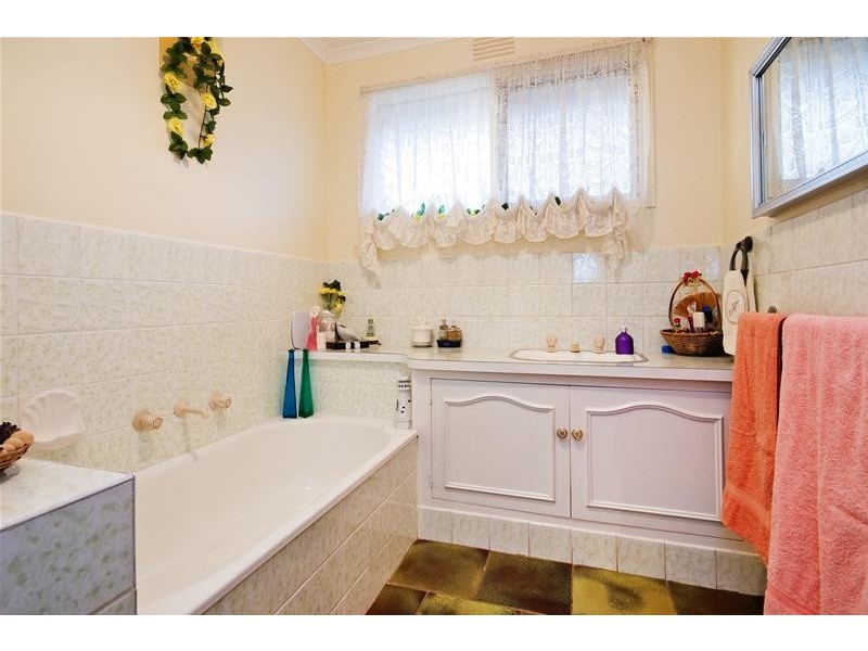 27 Wilkinson Street, Hoppers Crossing VIC 3029