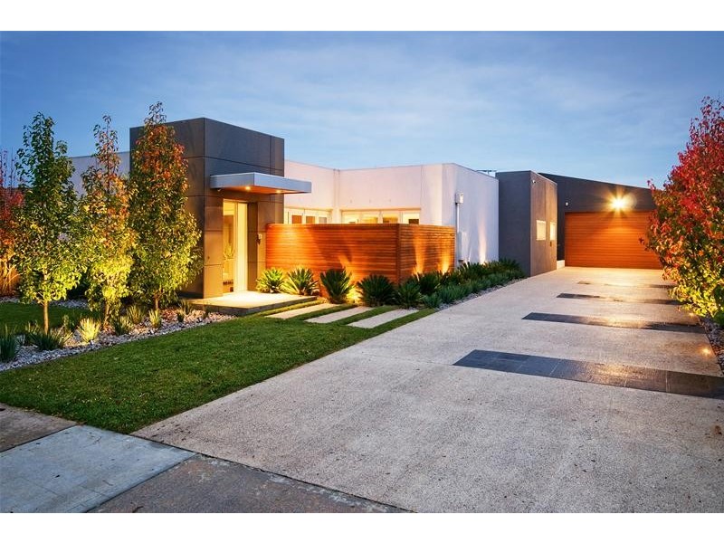 12 John Street, Werribee VIC 3030