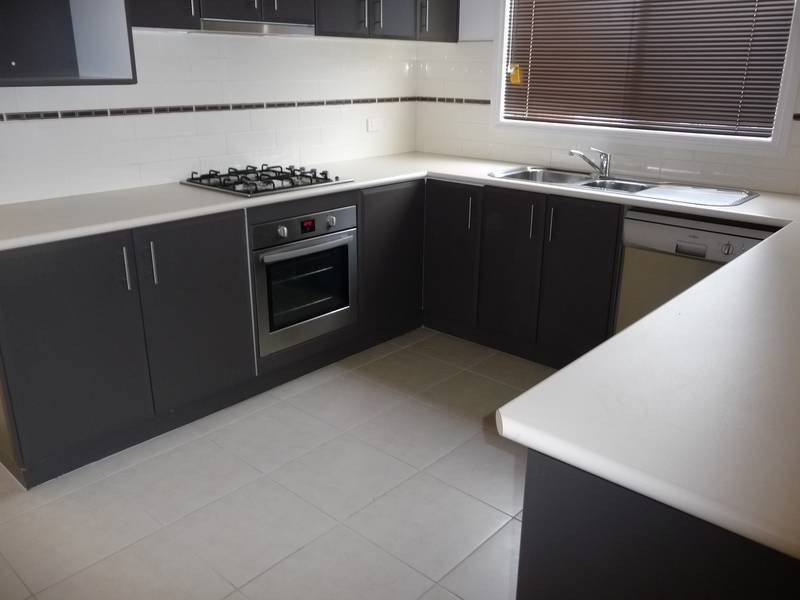 10 Laurence Wy, Tarneit VIC 3029