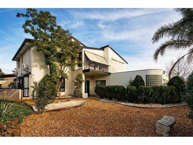 25 Jellicoe Street, Werribee VIC 3030