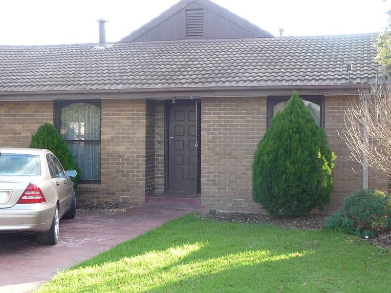7 Taree Crt, Hoppers Crossing VIC 3029