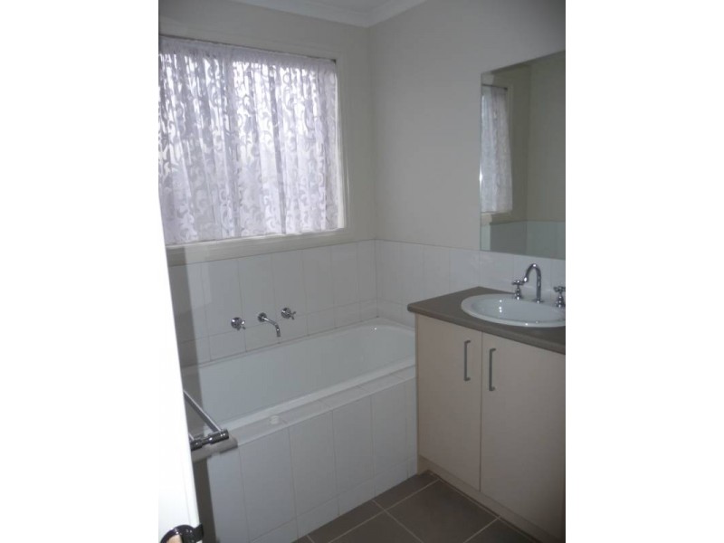 15 Blackbird Street, Tarneit VIC 3029