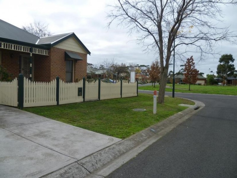 9 CLOVER LANE, Wyndham Vale VIC 3024