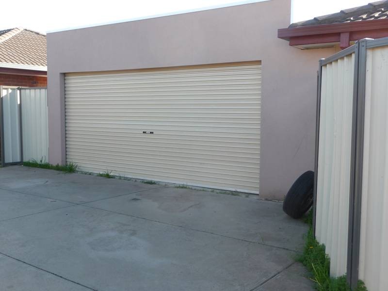1/58 Oriole Drive, Werribee VIC 3030