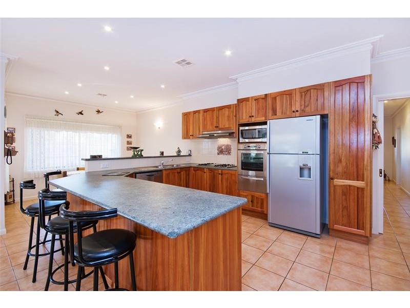 9 Salerno Court, Point Cook VIC 3030
