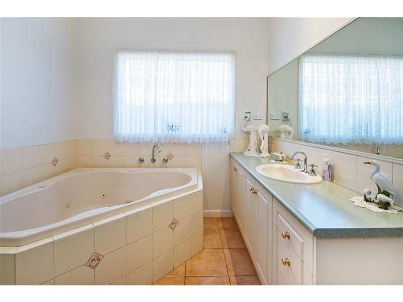9 Salerno Court, Point Cook VIC 3030