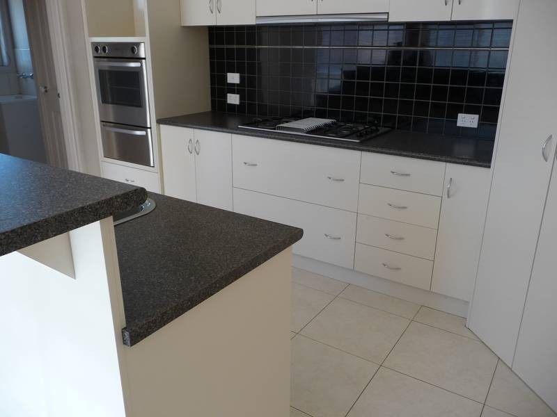 50 Rose Grange Avenue, Tarneit VIC 3029