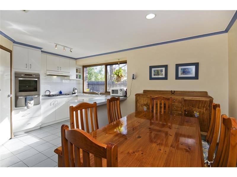 17 Trent Close, Werribee VIC 3030