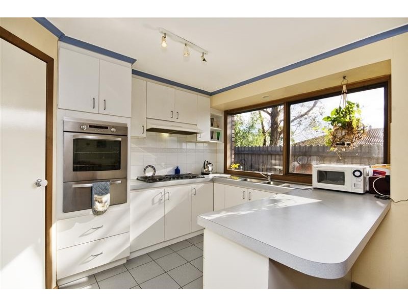 17 Trent Close, Werribee VIC 3030