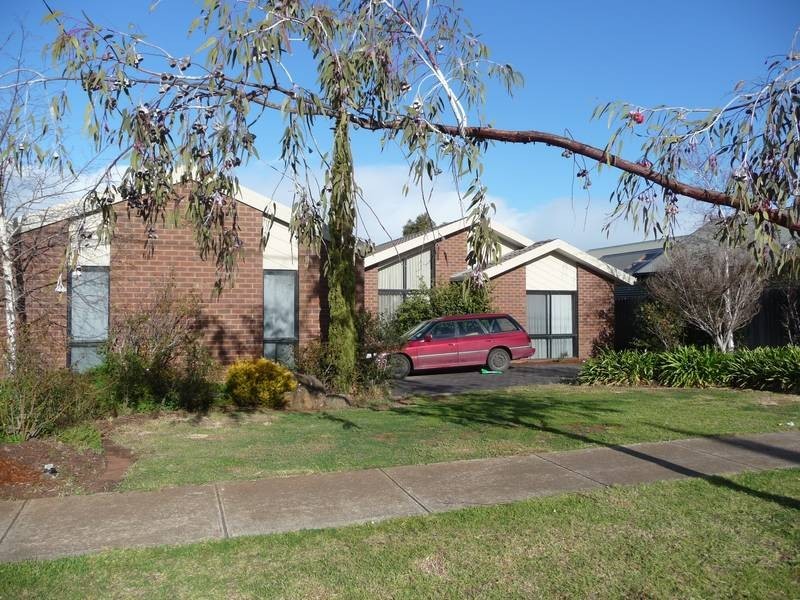 34 Grevillea Crescent, Hoppers Crossing VIC 3029