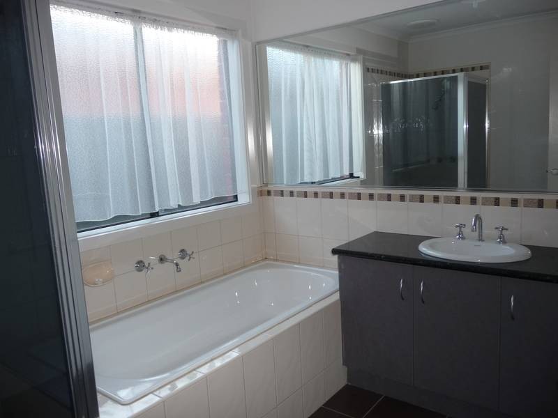 18 Orana Street, Wyndham Vale VIC 3024