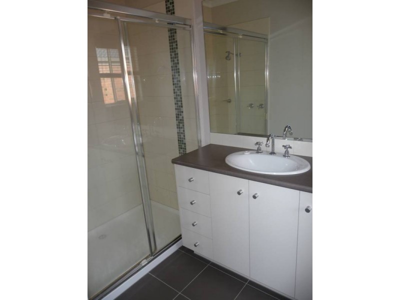 38 Emma Drive, Tarneit VIC 3029