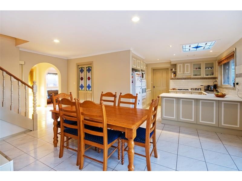 39 Roberts Avenue, Hoppers Crossing VIC 3029