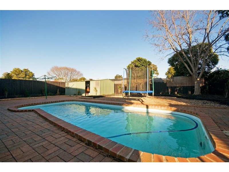 39 Roberts Avenue, Hoppers Crossing VIC 3029