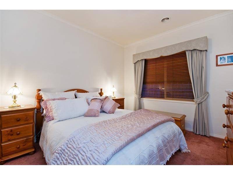 16 Decora Court, Werribee VIC 3030