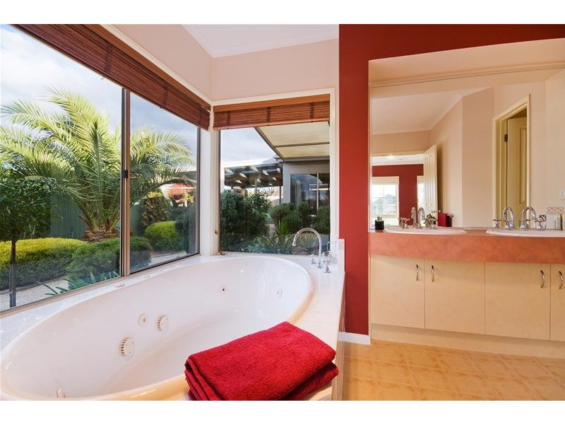 12 Lavender Place, Hoppers Crossing VIC 3029