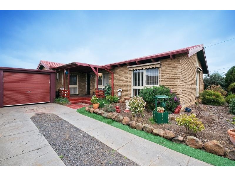 13 Burgundy Drive, Wyndham Vale VIC 3024