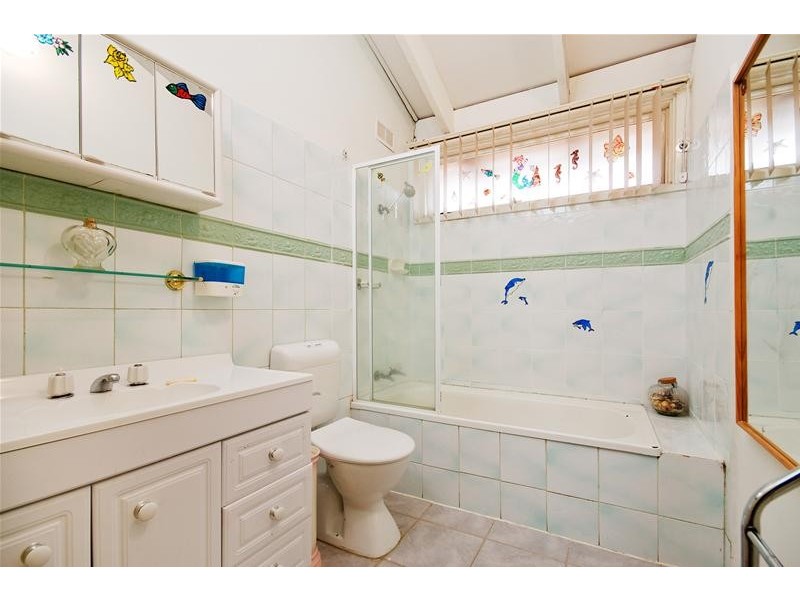 13 Burgundy Drive, Wyndham Vale VIC 3024