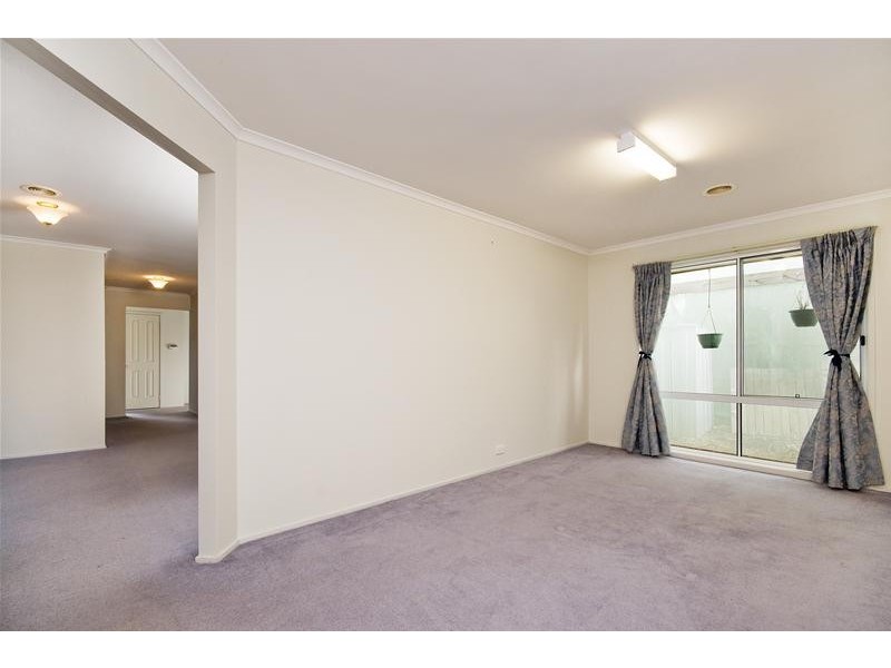 137 Silvereye Crescent, Werribee VIC 3030